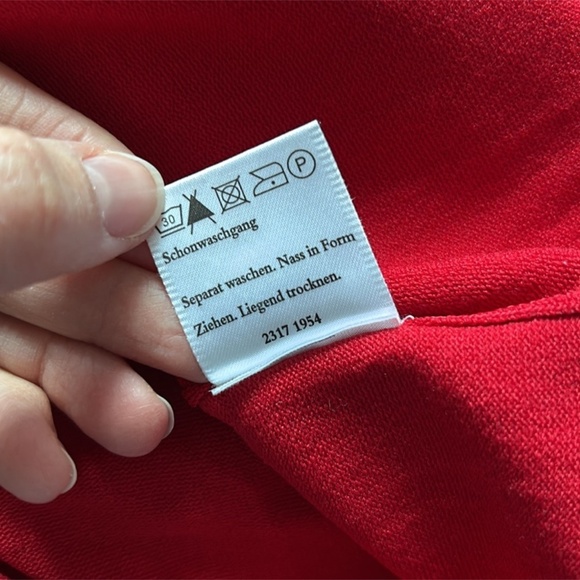 Giada elegant and stunning top in beautiful red color, size M So elegant - Picture 7 of 7